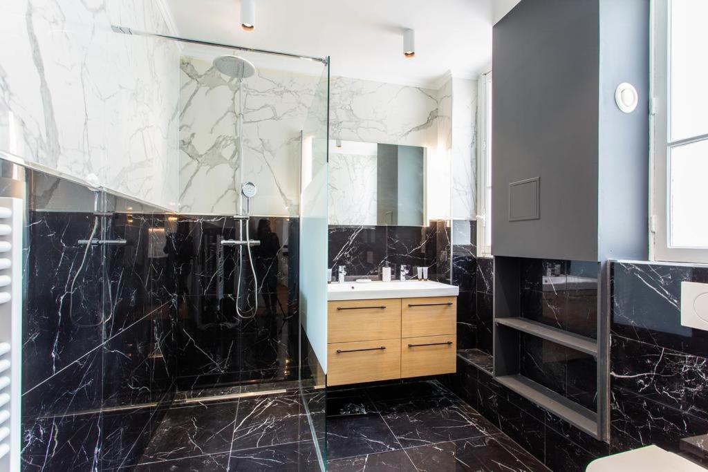 Intimate Apartment - 1Br-2P - Champs Elysees باريس المظهر الخارجي الصورة